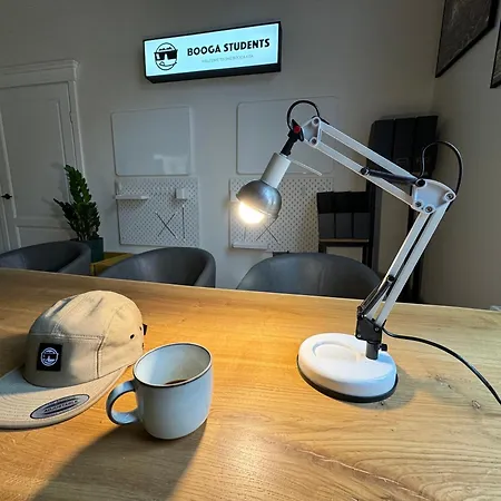 Boogas - Premium Hostel