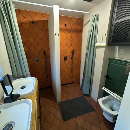 Hostel Boogas - Premium