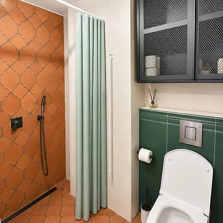 Boogas House -