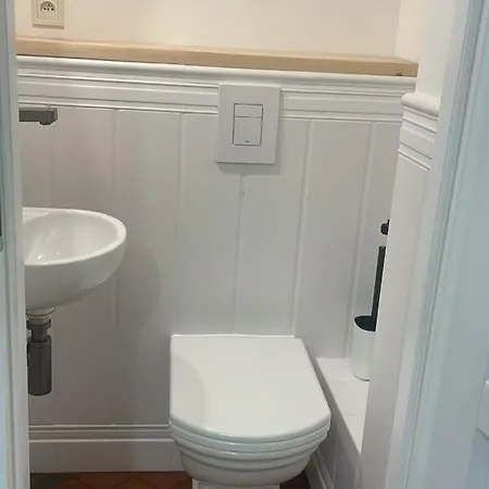 Boogaloft Hostel
