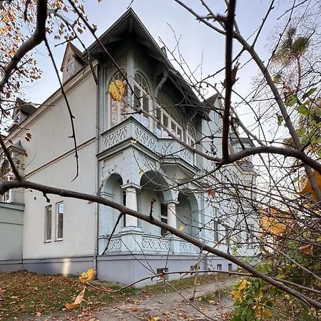 Vandrerhjem Boogas - Premium *